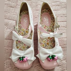 Lolita Deary Pink Strawberry Bell Lace Bow Shoes